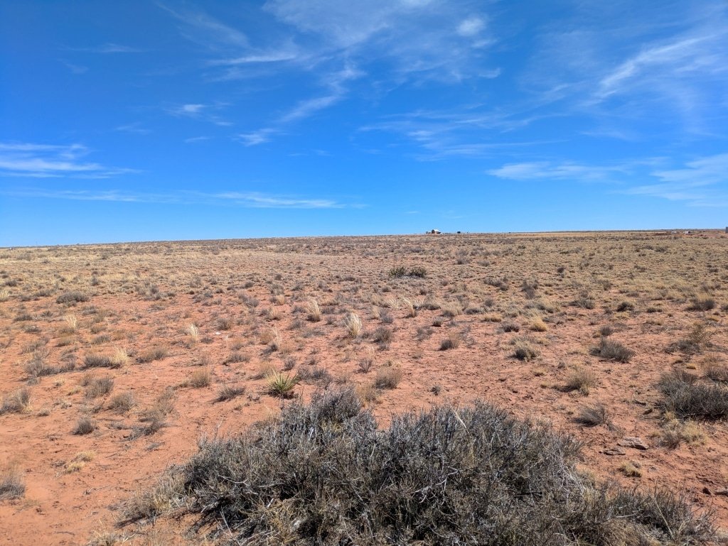 Owner-financed land listing near Holbrook, Arizona - 1 acre lot available