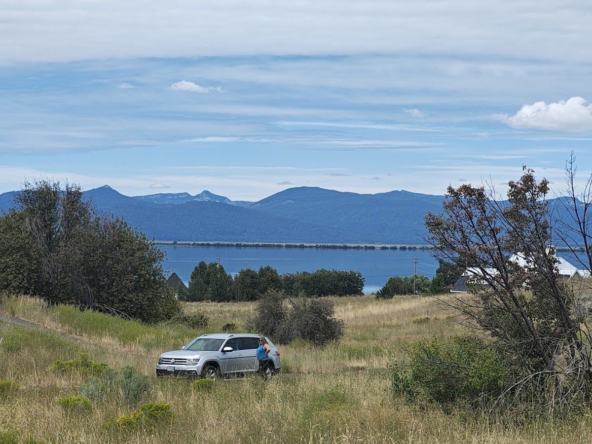 0.45 Acres Lake View lot in Oregon Shores 2, Chiloquin for Sale