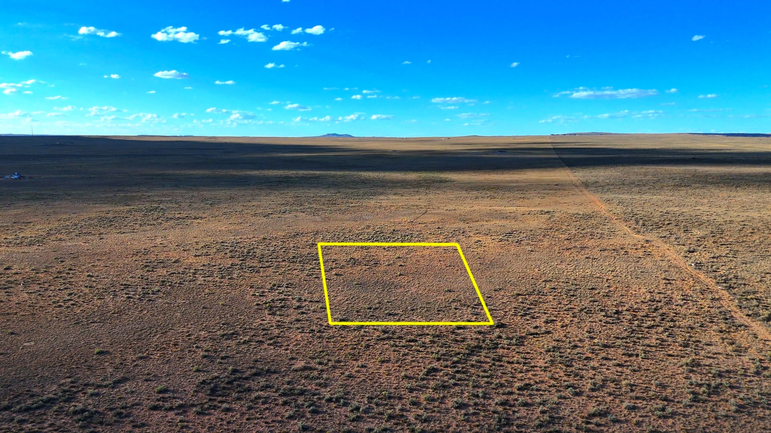 1.09 Acres Builable Land for Sale in Sanders, Arizona