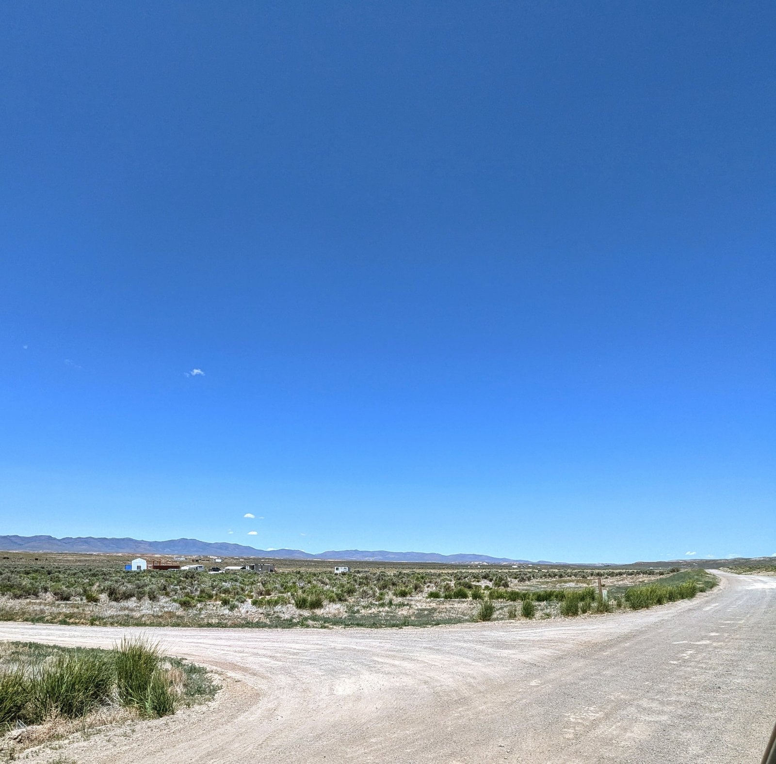 PXL_20250604_194617510.MP~2