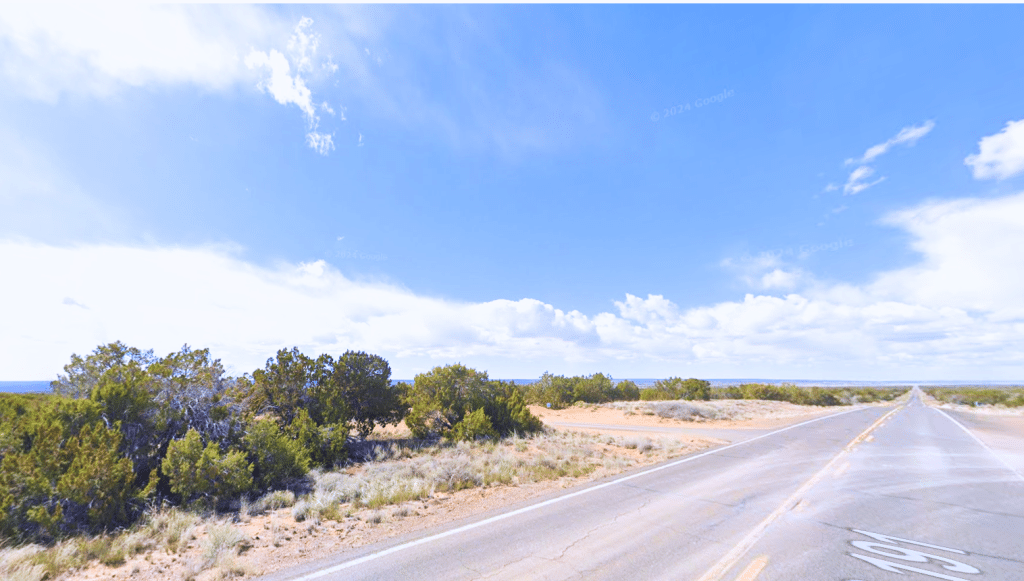 2.5 acre Arizona property allowing RV and camping near Saint Johns - photo 4
