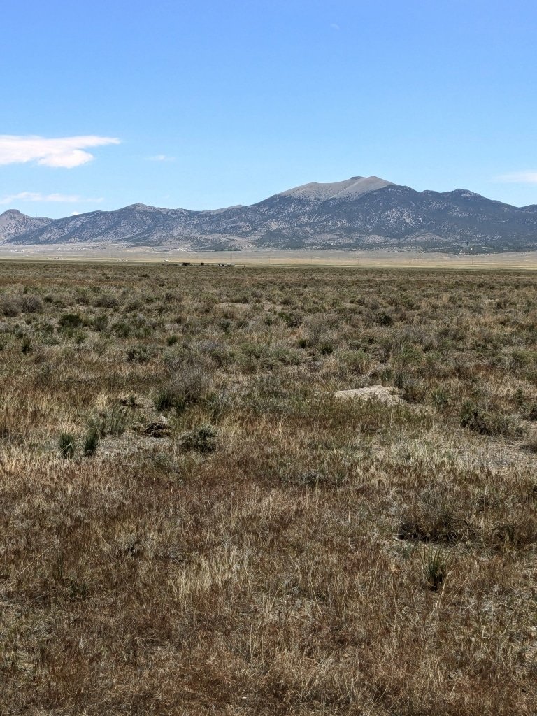 Private 10-acre property near Elko, Nevada with RV/camping allowed