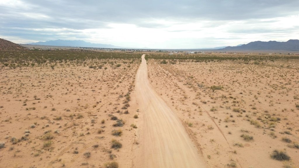 0.28 Acre Land in Kingman, Mohave County, Arizona for Sale
