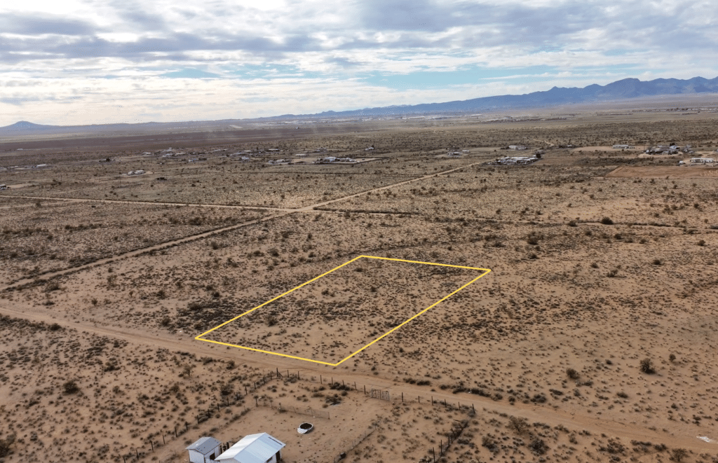 1.15 acre buildable land for sale in Kingman, Arizona - photo 1