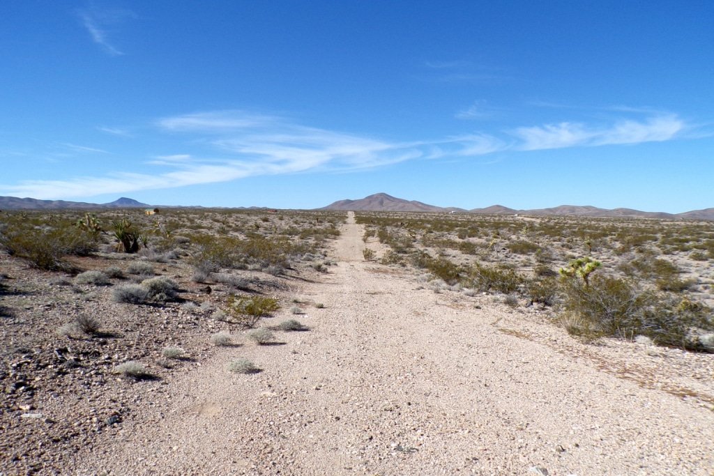 1.25 acre land for sale in Meadview, Arizona - photo 1