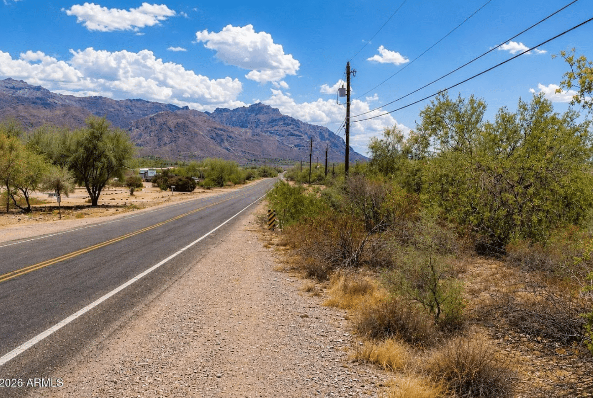 1.06 Acres of Land For Sale in Apache Junction, Arizona — SELLER FINANCING AVAILABLE