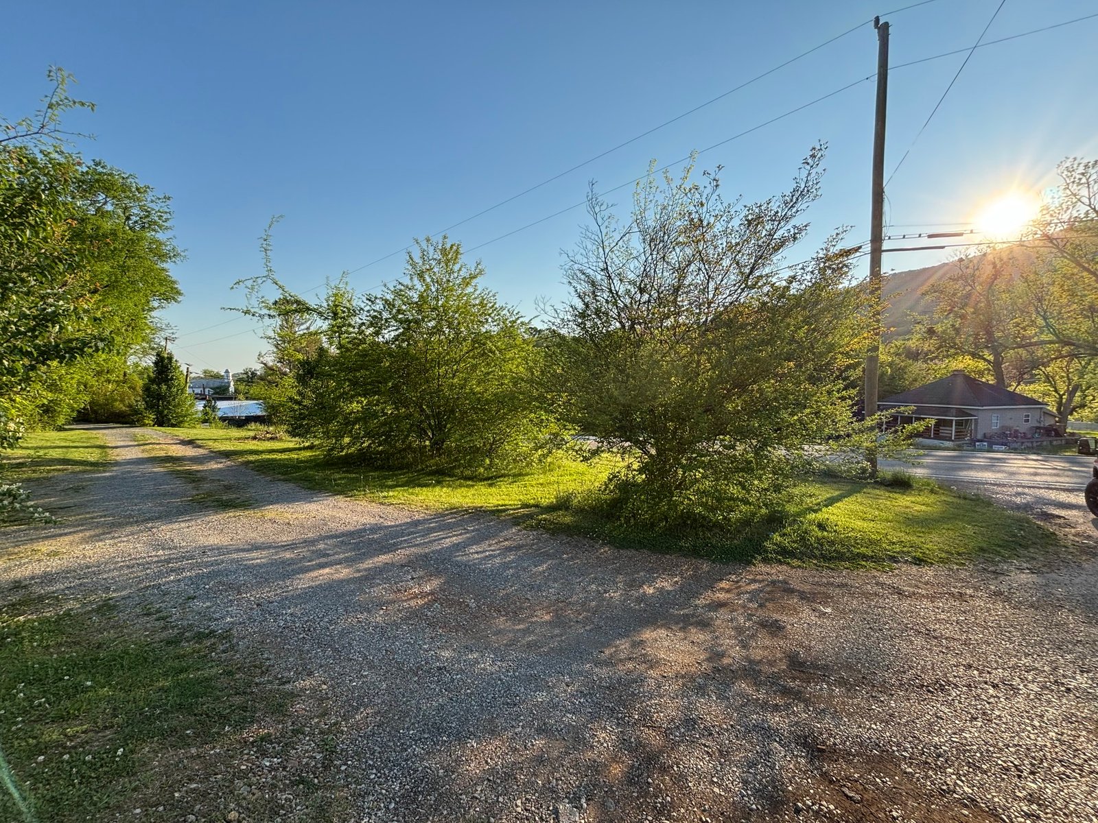 0.73 ACRES OF PRIME TENNESSEE LAND FOR SALE ON HWY 108 (WHITWELL, TN)