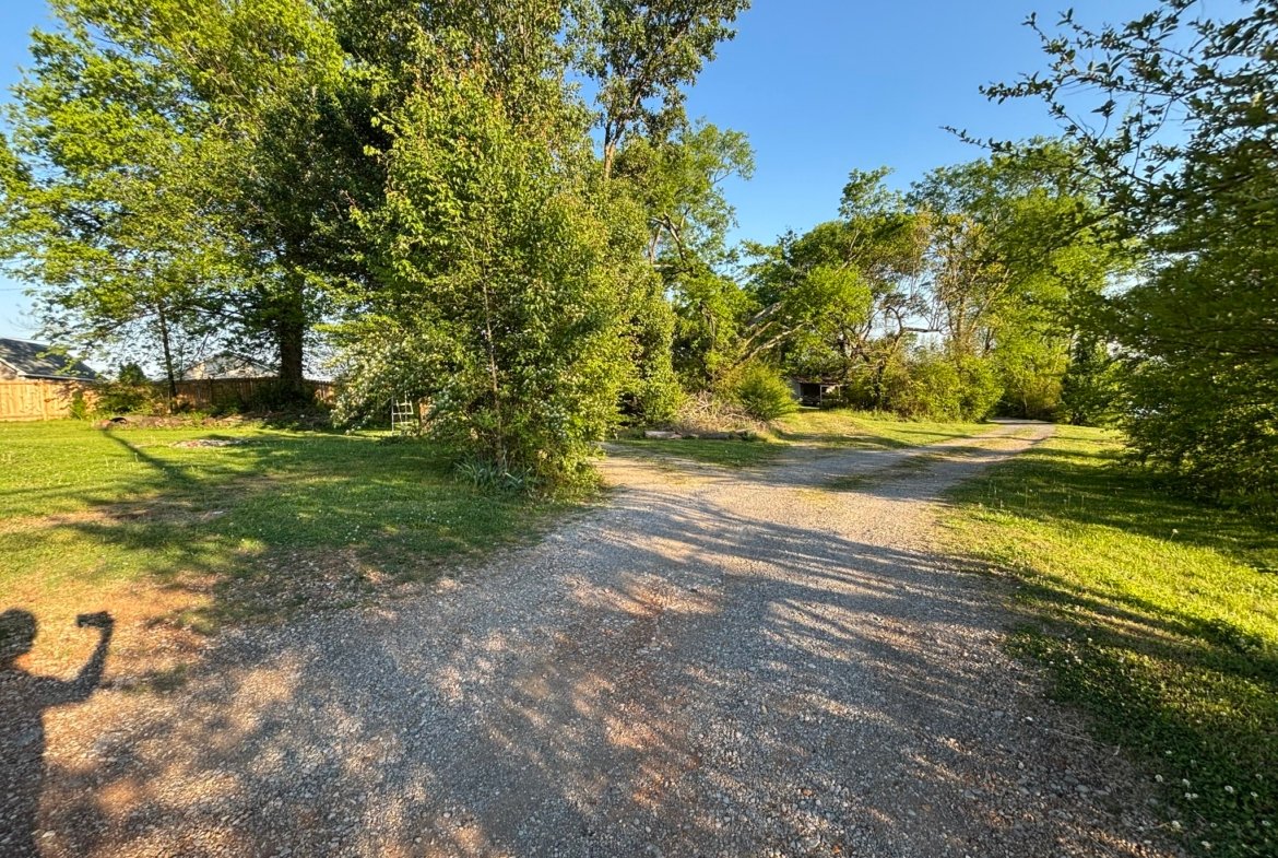 0.73 ACRES OF PRIME TENNESSEE LAND FOR SALE ON HWY 108 (WHITWELL, TN)