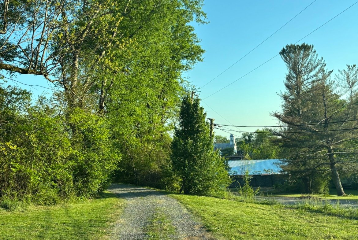 0.73 ACRES OF PRIME TENNESSEE LAND FOR SALE ON HWY 108 (WHITWELL, TN)