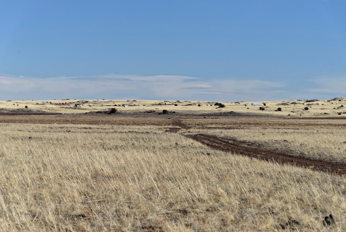 1 Acre Land for Sale in the Arizona High Desert
