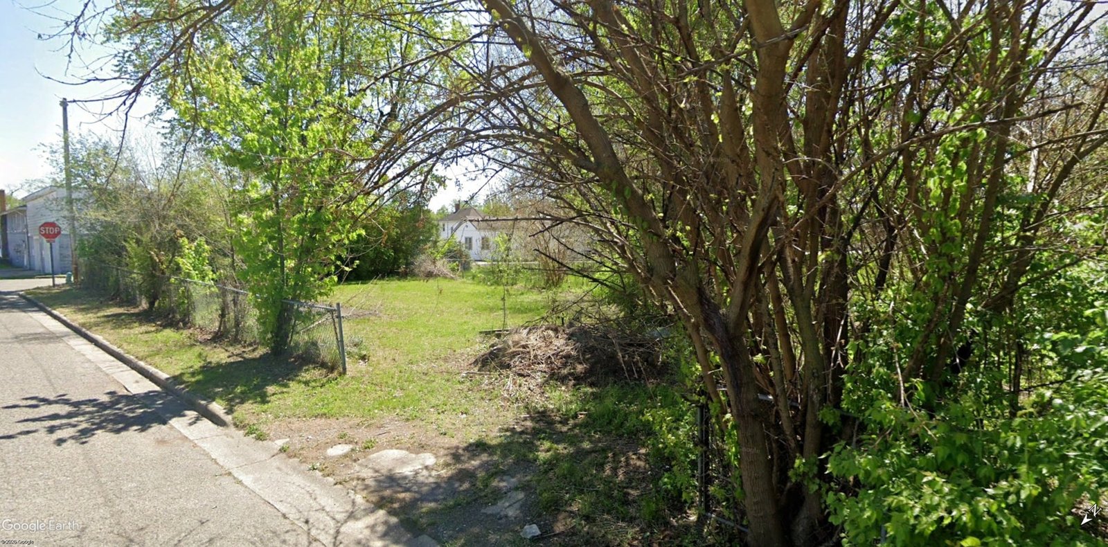 LFL-127APN84-06-10-236-009.000-002_ViewOfProperty1 Terre Haute 0.13 Acre Corner Lot For Sale