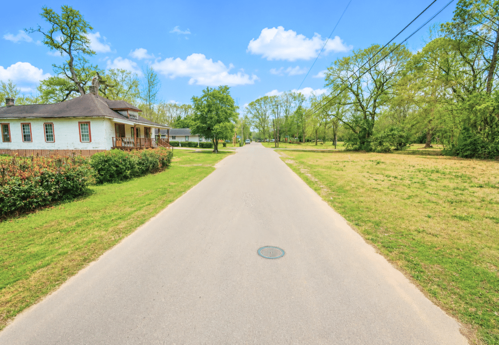 RV-friendly buildable lot in Forrest County, Mississippi - photo 5