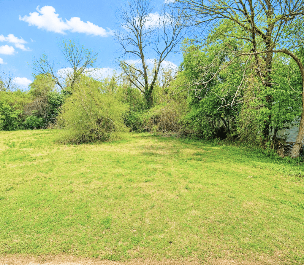 Flat, Ready-to-Build 0.11-AcreLot in the Heart of Hattiesburg, MS