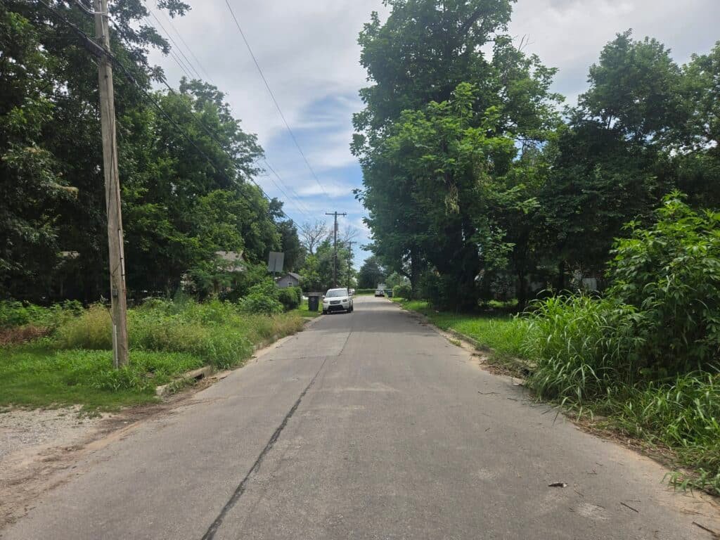 Buildable land lot on 34th Street, Tulsa County, Oklahoma for sale