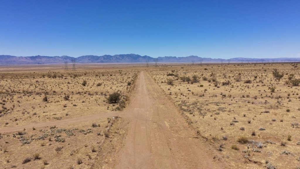 2.5 Acres of Land for Sale in Valle Vista, Arizona gives you plenty of room to spread out, camp, park an RV, go off grid, or just enjoy the peace and quiet