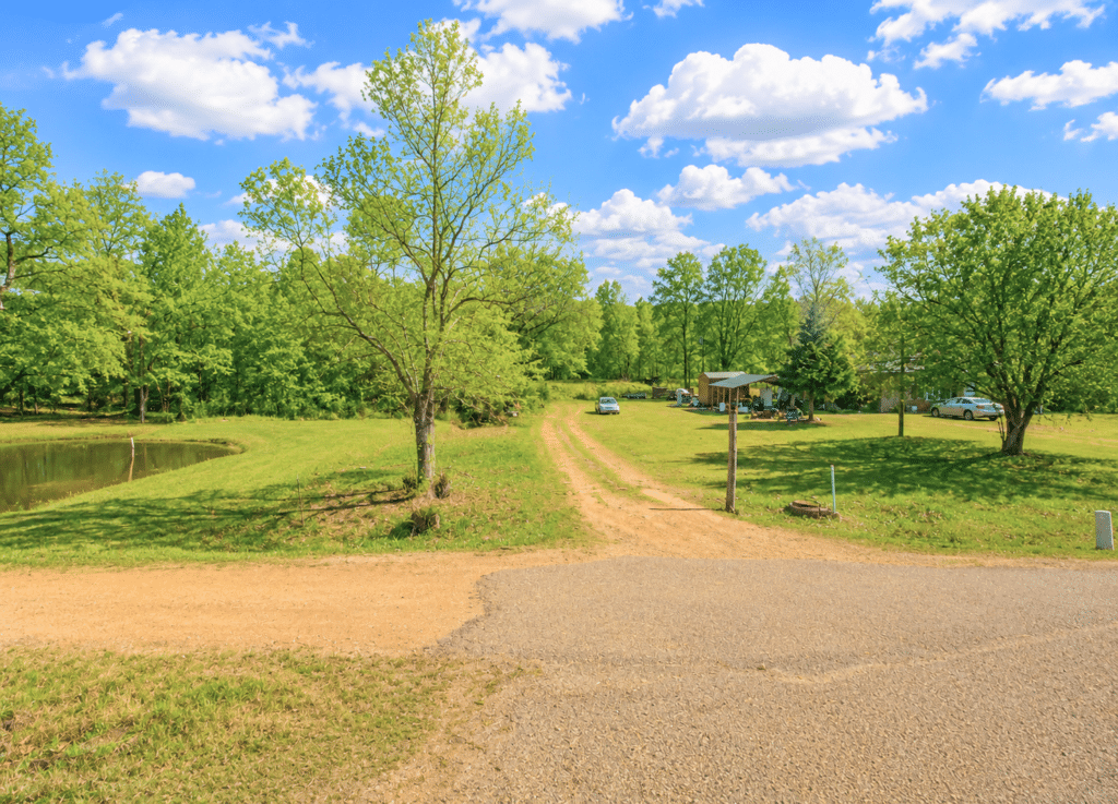 Corner lot with community water and sewer in Leflore County, Mississippi - photo 4