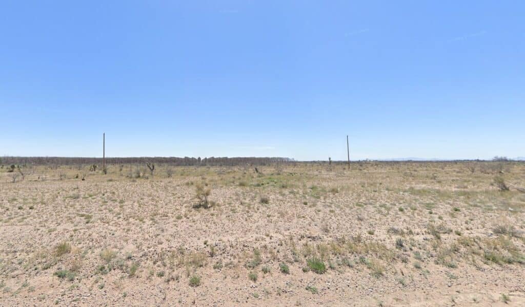 Buildable vacant residential land in Deming, NM - photo 3