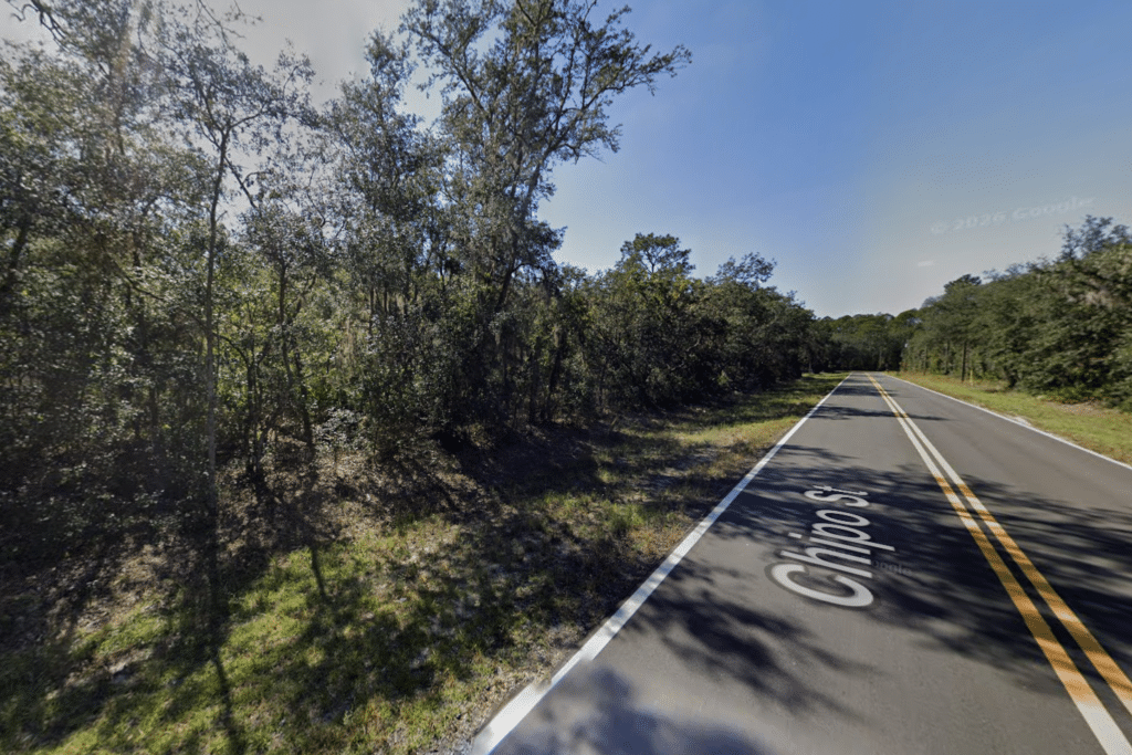 0.44 acre lot allowing mobile homes in Putnam County, Florida - photo 9