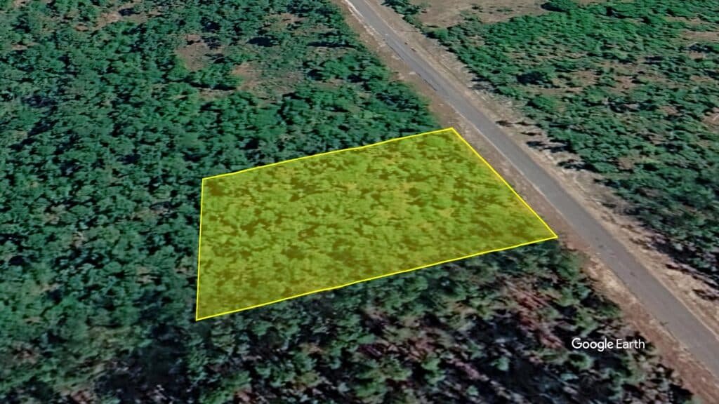 1.31 acre land for sale in Jackson County, FL with county road frontage