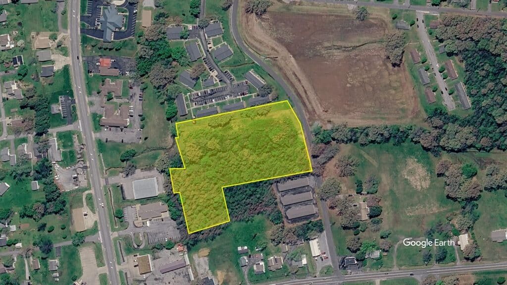 Marshall County, Kentucky land listing - 5.17 acres near Kentucky Lake, RV/mobile home allowed