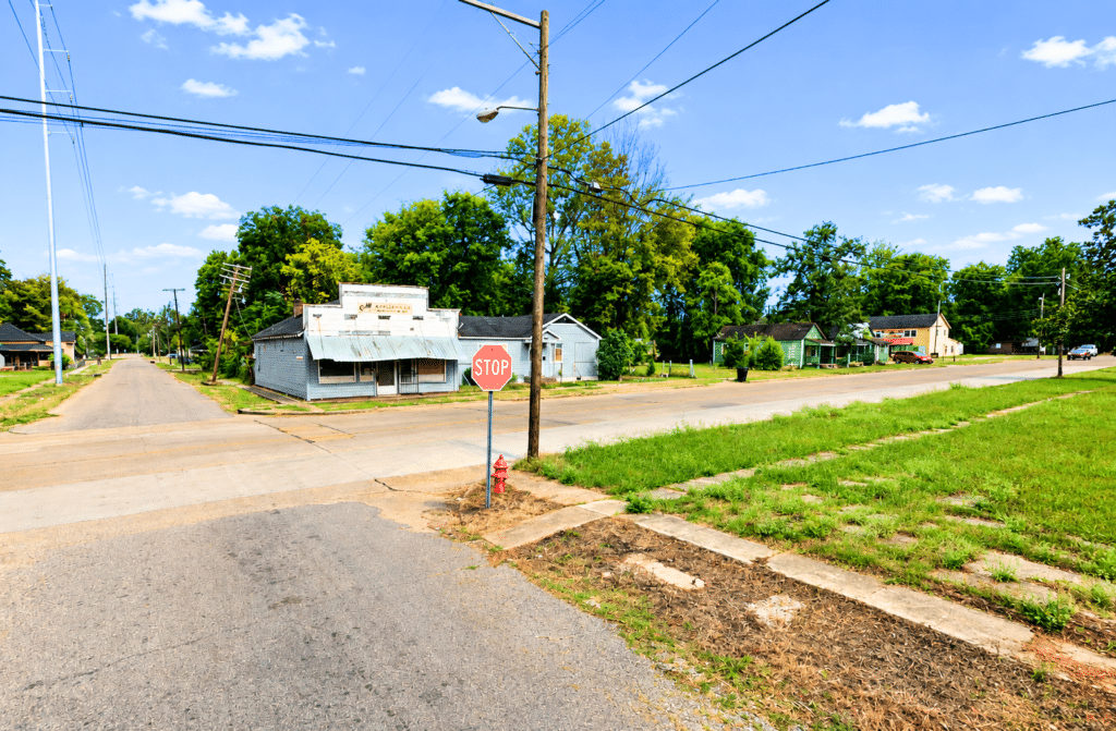 Small Residential Lot Perfect for Home Site or Investment! - photo 7